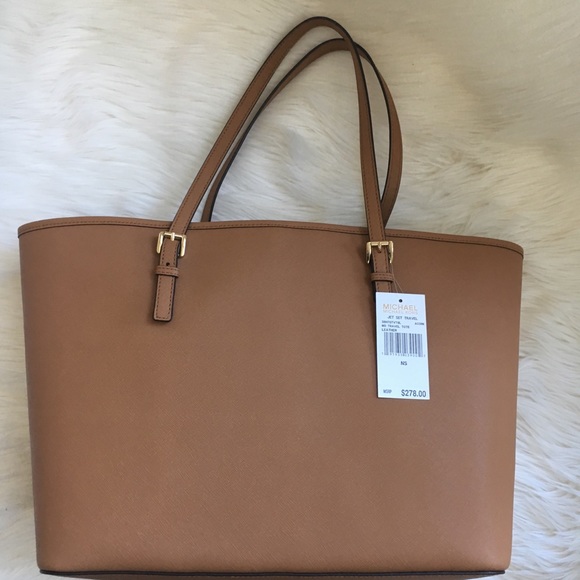 New! Michael Kors tote - Picture 2 of 5